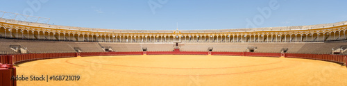  Plaza de toros de la Real Maestranza de Caballería de Sevilla