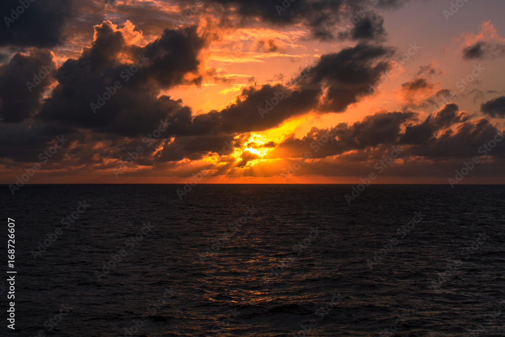 Sonnenuntergang über dem Karibischen Meer