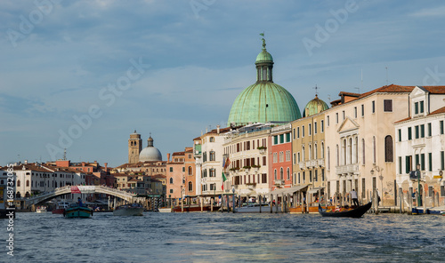 Gran canal y arquitectura