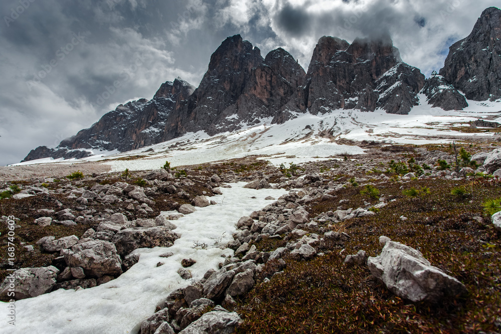 Obraz premium High snowy mountains, nature landscape. Dolomites Alps