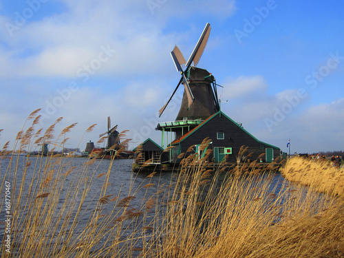 Moinhos de Vento - Holanda photo