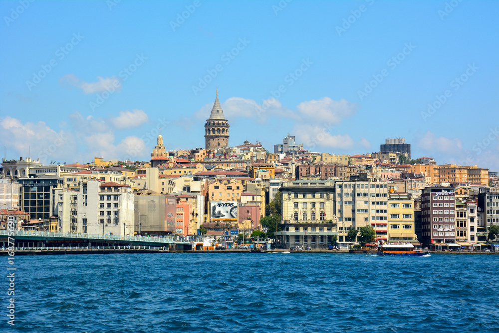 Fototapeta premium Istanbul city with mosques and bosom canal in summer