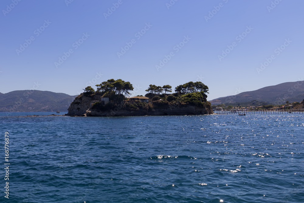 Sunny view of the Cameo Island