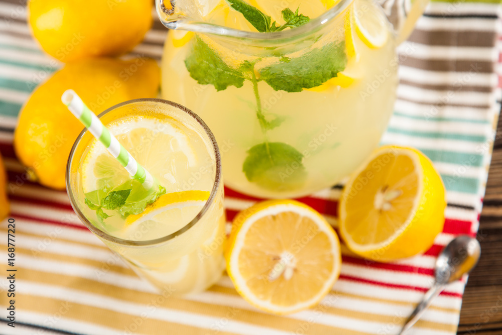 Fototapeta premium Jar of lemonade