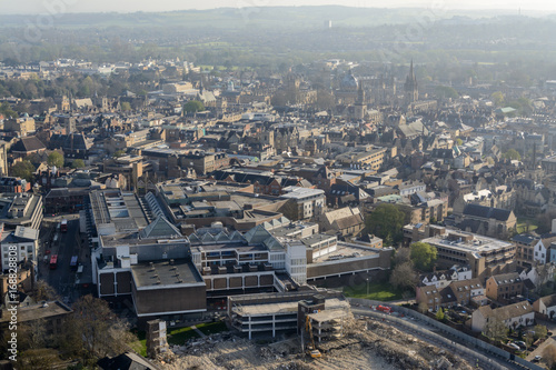 Bird's-eye view of Oxford © Reka