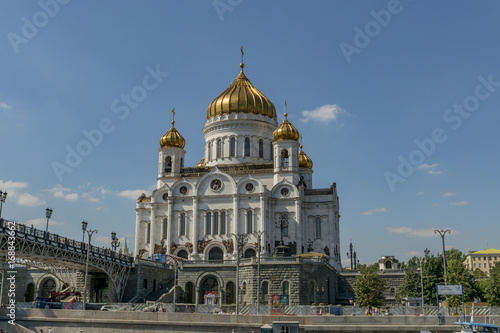  Temple of Christ the Savior in summer