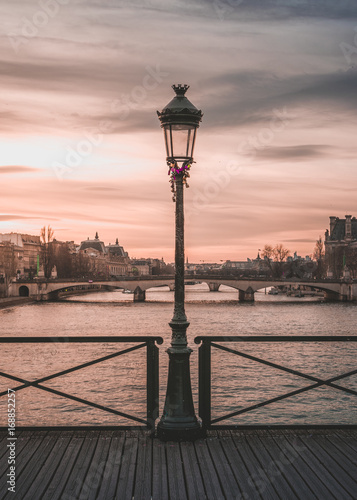 lampadaires parisiens