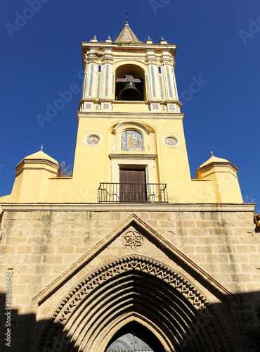 Iglesia de San Isidoro en Sevilla, Andalucía, España photo