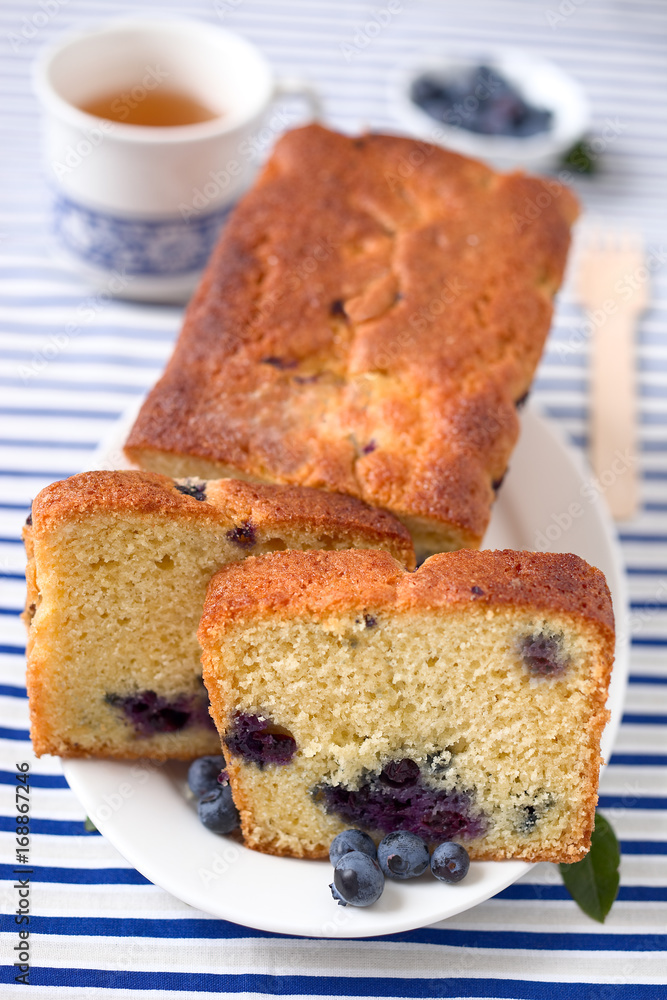 Blaubeer- Sandkuchen Blaubeer- Sandkuchen