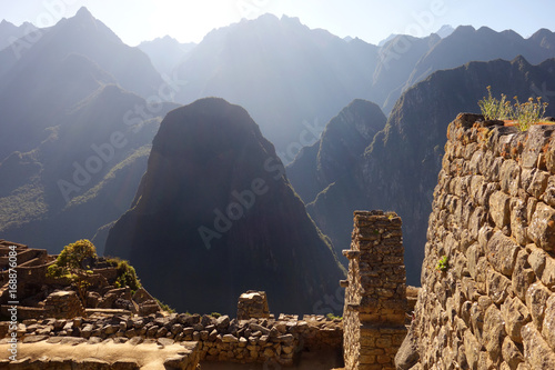 Steinhäuser der Inkastädte auf Machu Picchu