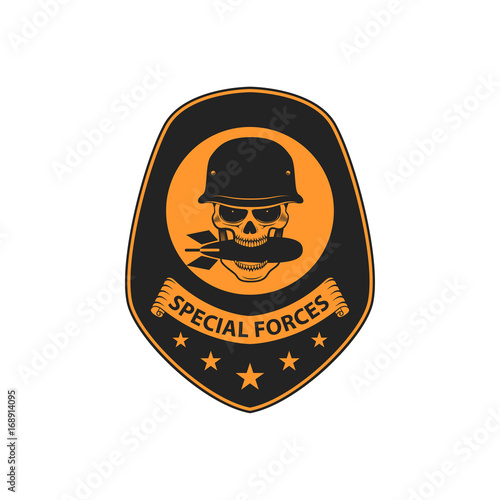 Paratrooper skull with wings. Military emblem. Design element for logo, label, emblem, sign. Vector illustration