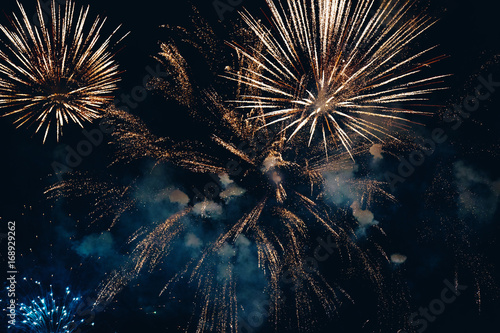 Fotografiet Amazing colorful fireworks
