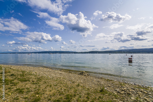 Sommer Urlaub Bodensee blauer Himmel und Wolkenstimmung