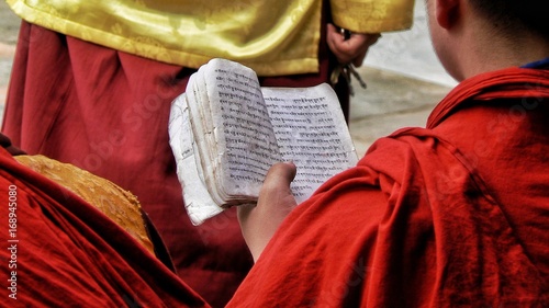 libro budista