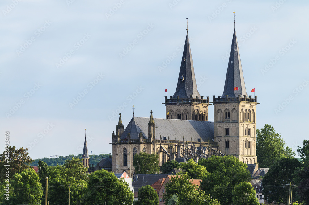 Deutschland, Xanten; Der St. Viktor Dom in Xanten Deutschland, Xanten; Der St. Viktor Dom in Xanten