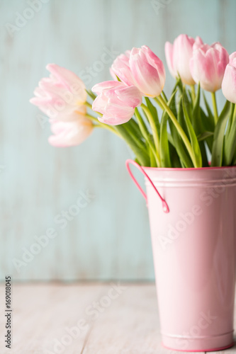 Fototapeta Naklejka Na Ścianę i Meble -  Pink and White Tulips in Pink Vase