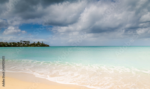 Fototapeta Naklejka Na Ścianę i Meble -  Panoramic view of the Valley Church beach in Antigua and Barbudas