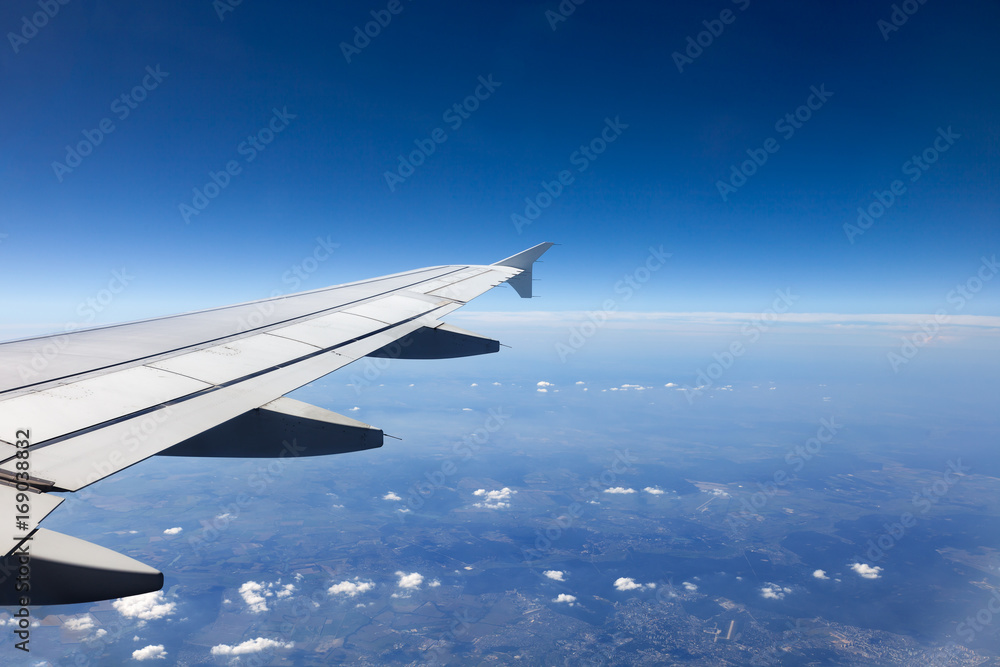 Obraz premium wing of aircraft