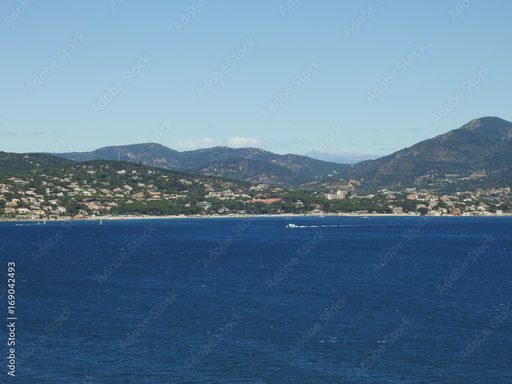 vue aérienne de la baie de saint tropez vue aérienne de la baie de saint tropez