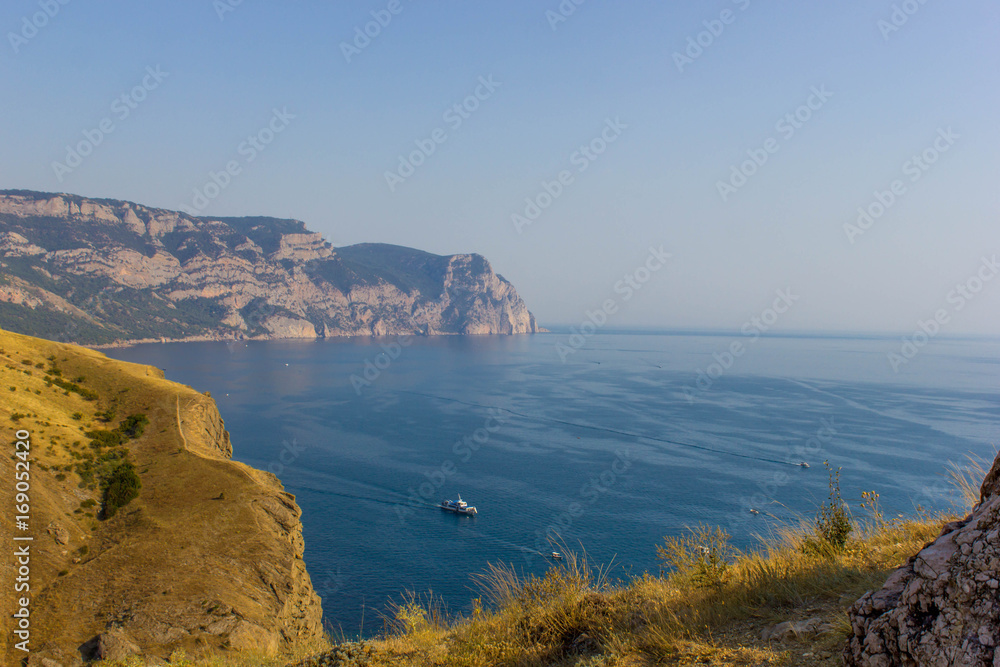 Mountains, the sea Mountains, the sea
