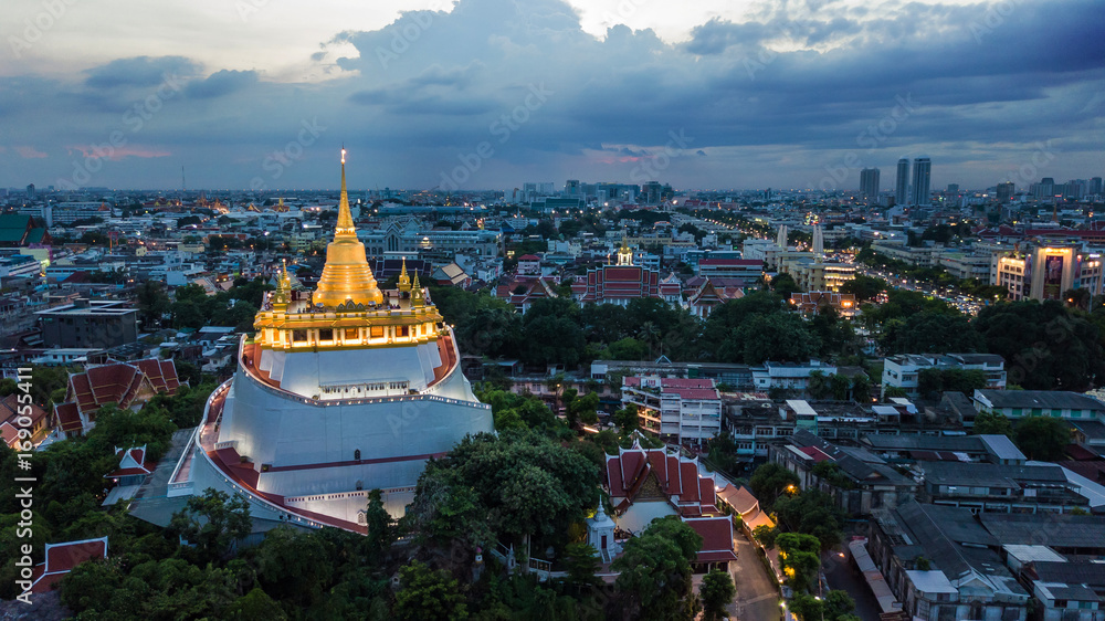 Naklejka premium 'Golden Mountain ' Wat Saket Ratcha Wora Maha Wihan popular Bangkok tourist attraction , Landmarks of bangkok Thailand . top view