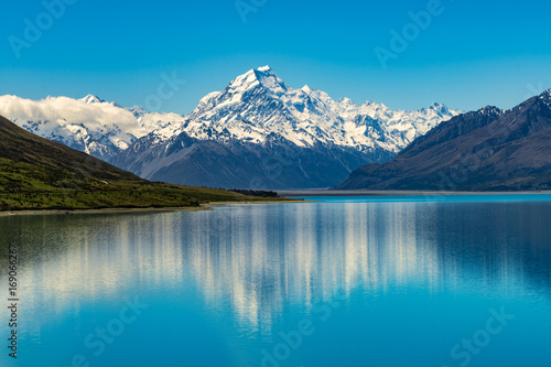 Mount Cook in New Zealand © Blue Planet Studio