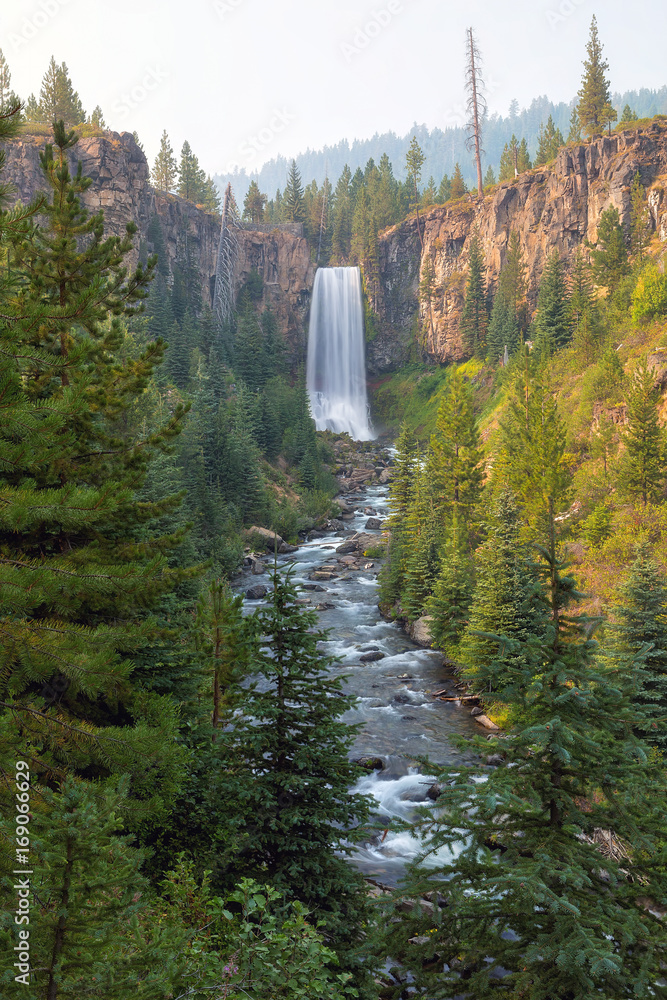 Fototapeta premium Tumalo Falls in Bend Oregon