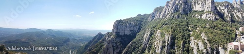 Pasmo górskie. Montserrat. Panorama © michalsen