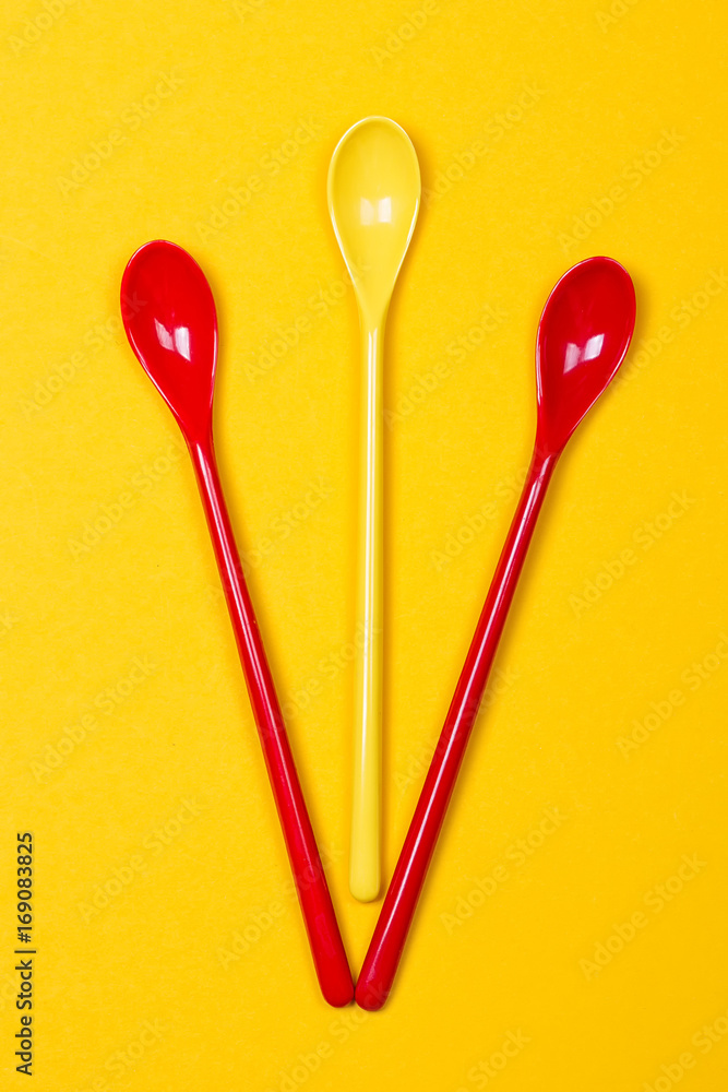 Set of multi-colored long spoons Set of multi-colored long spoons