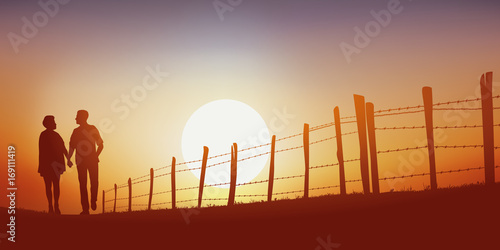 promenade - campagne - couple - marchant - jeune - chemin - coucher de soleil