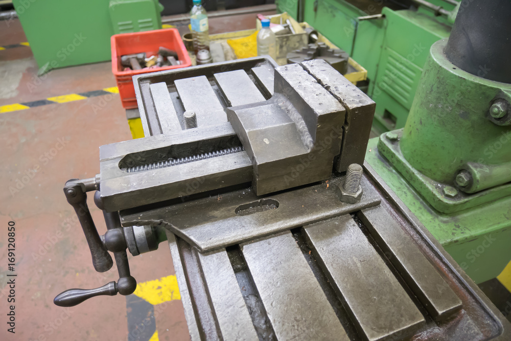 Old Bench Vise Old Bench Vise