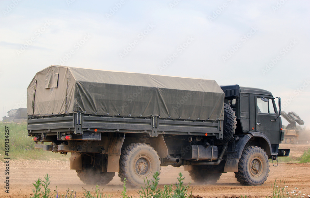 Obraz premium Military truck