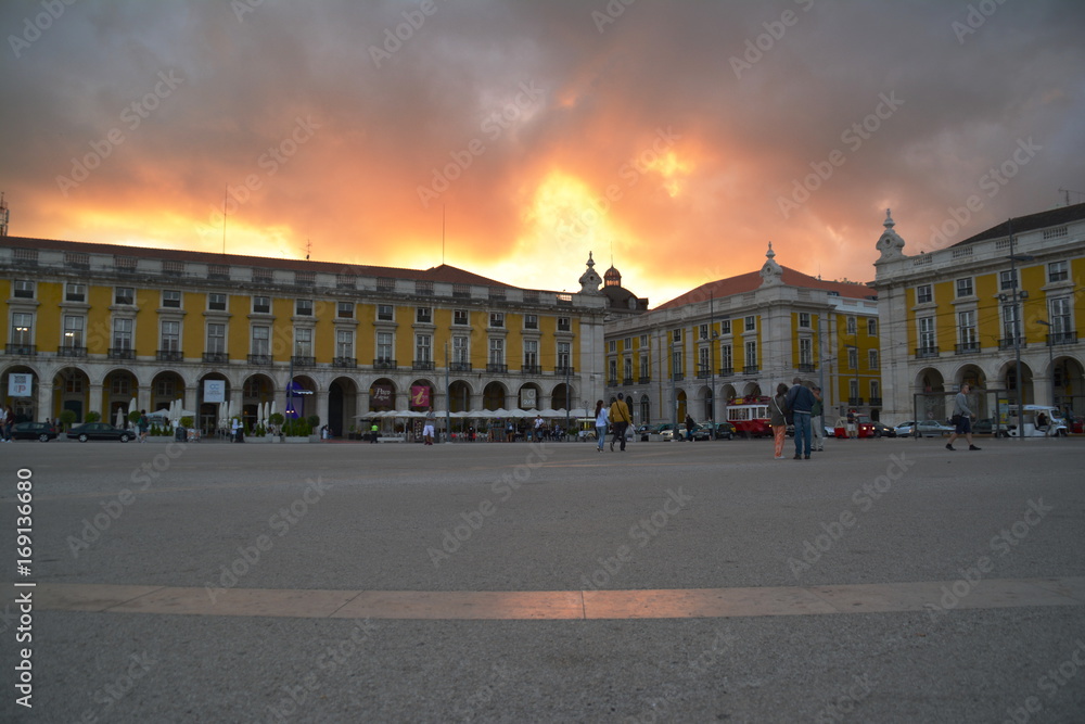 Belíssimo por do sol - Praça do Comércio - Lisboa 