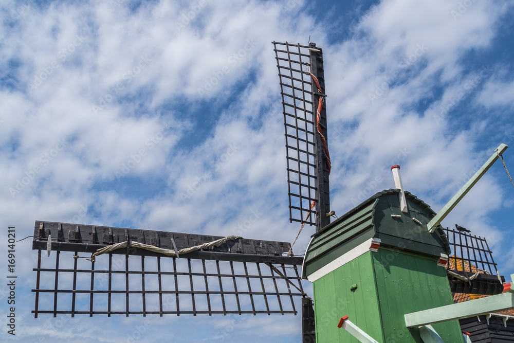 Fototapeta premium Most typical landmark in the Netherlands - the Windmills
