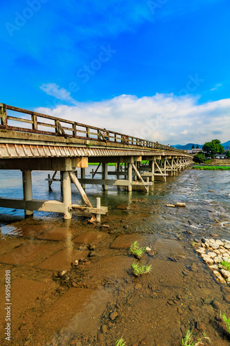 Fototapeta Naklejka Na Ścianę i Meble -  京都 嵐山 渡月橋