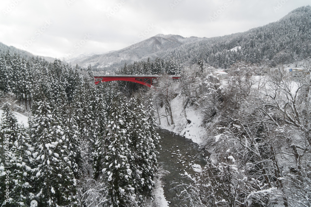 橋と雪 橋と雪