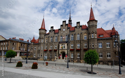 Budynek ratuszu na placu Magistrackim w Wałbrzychu - zabytki Dolnego Śląska