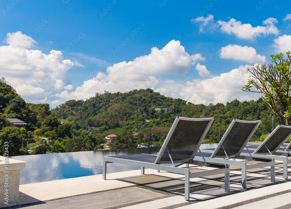 Swimming pool on the top roof