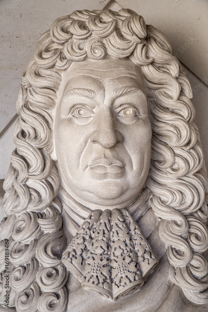 Samuel Pepys Sculpture in London