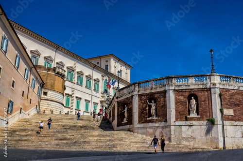 Rom, Treppe zur Piazza del Quirinale photo