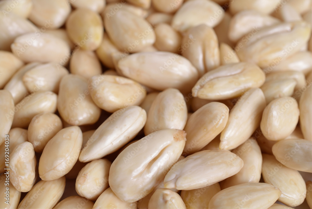 Blanched almonds I Blanched almonds I