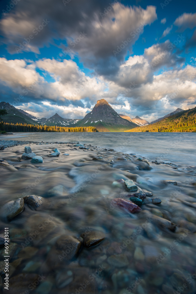 Obraz premium Glacier-Waterton Landscape