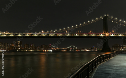 New York, Brooklyn Bridge.