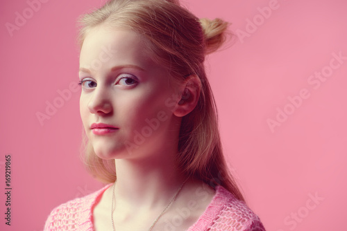 Wallpaper Mural blonde teen girl Torontodigital.ca