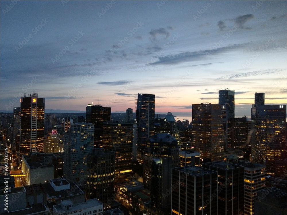 Fototapeta premium Rooftop Sunset
