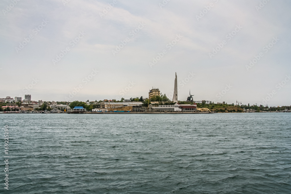 A monument to a soldier and a sailor at Cape Khrustalny