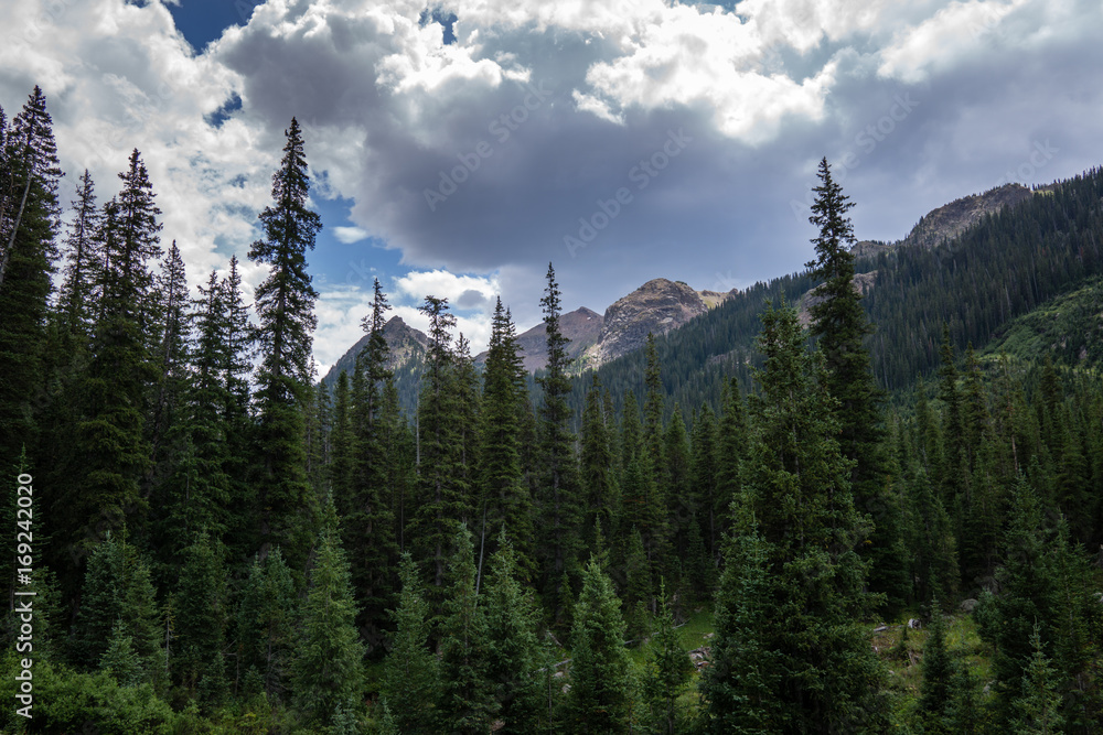 Obraz premium Hiking in Colorado's Gore Range