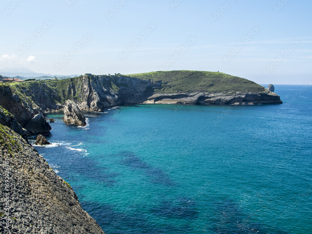 Acantilados y costa de Llanes,Asturias,España Acantilados y costa de Llanes,Asturias,España