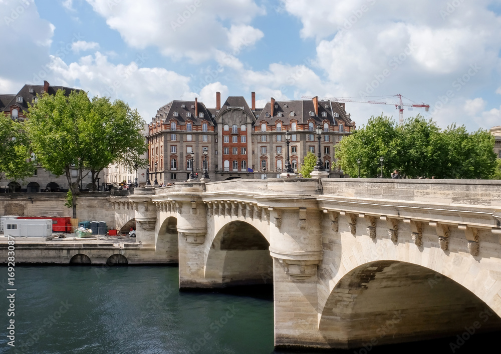 Bridge over river in beautiful city