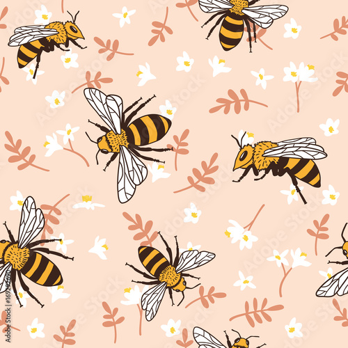 Vector seamless pattern with bees  leaves and flowers. Black and yellow texture